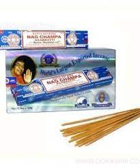 Comprar Caja 12 Paquetes Incienso Satya Nag Champa 15 g